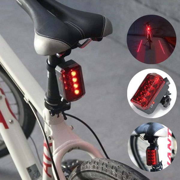 Luz Traseira Para Bicicleta Com Laser Demarcando o Trajeto